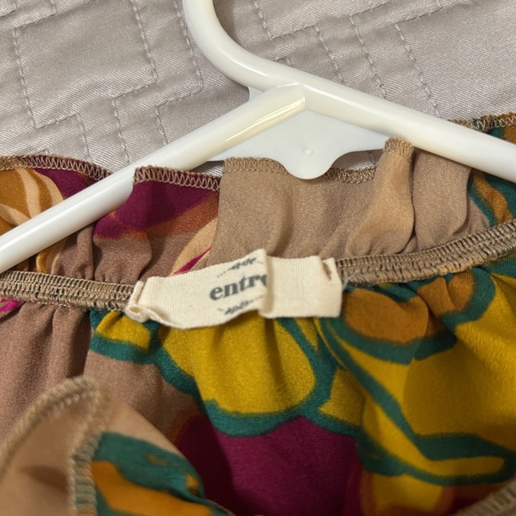 Women’s Entro Ruffled-Neck Floral Blouse in Beige, Magenta & Yellow - Size Small - Picture 3 of 4